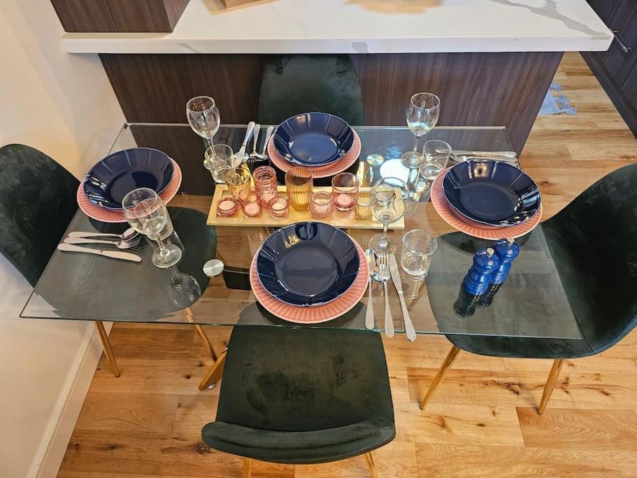 Comfortable Two Bedroom Flat Okręg wyborczy Hove Zewnętrze zdjęcie